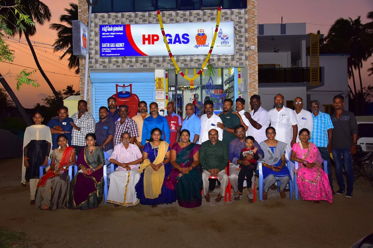 The Sakthi Gas Agency team in front of the agency